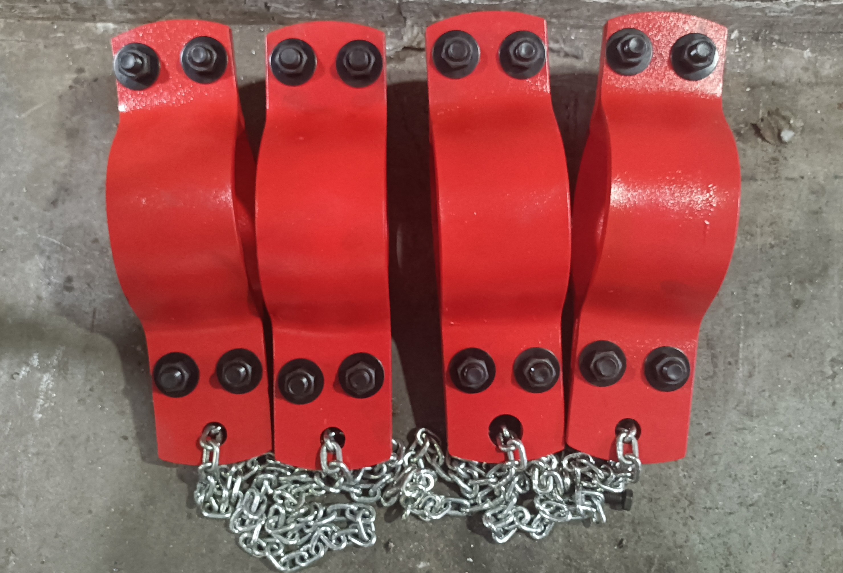 Manufactured pipe clamps ready for dispatch